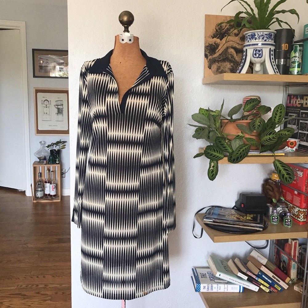 SOLD Women’s Claudia Cordic dress